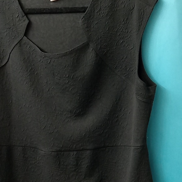 Urban Rose Black Floral design dress - Picture 4 of 6